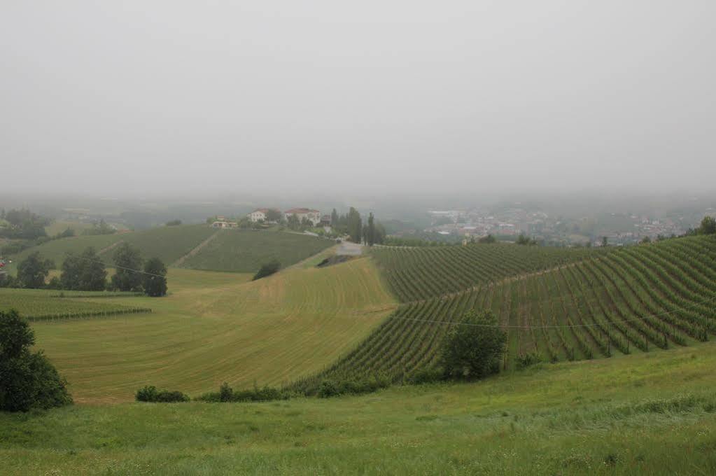 Enolocanda Del Tufo Dogliani Exterior photo